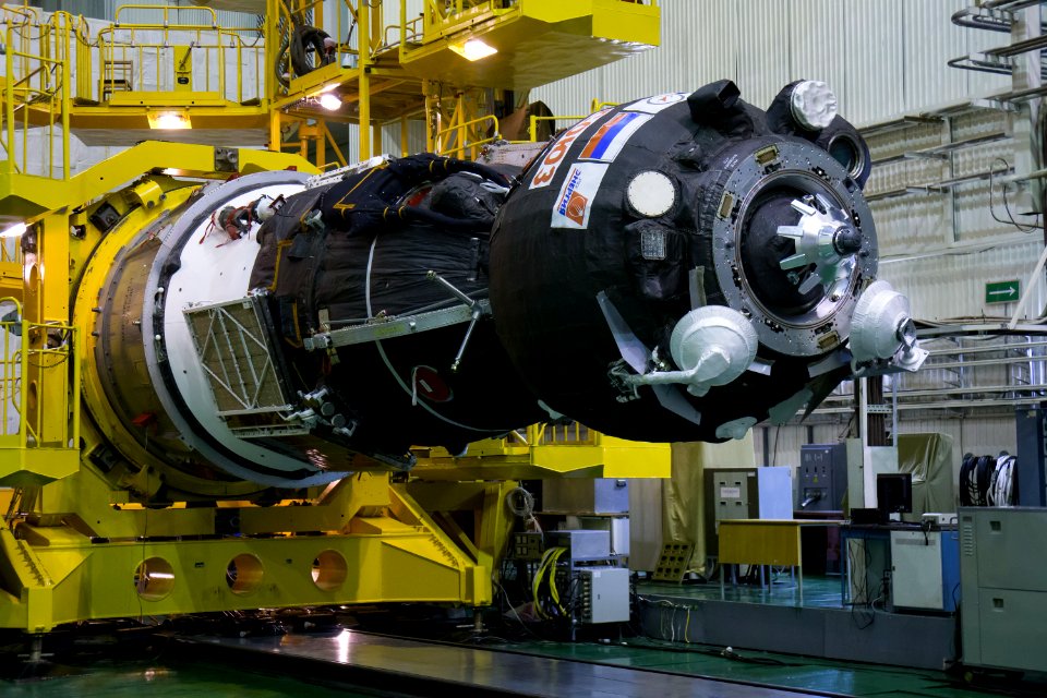 Expedition 49 Preflight