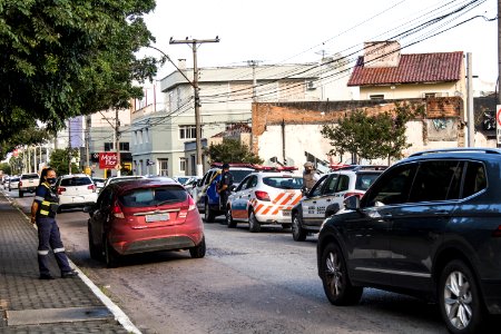 30.03.2021 - Operação para fiscalizar o uso de máscaras na Avenida Dom Joaquim - Foto Michel  Corvello
