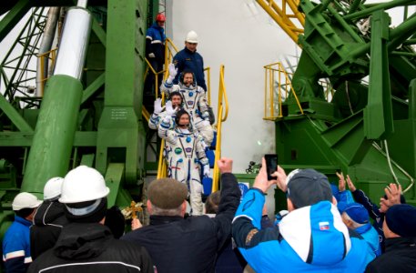 Expedition 49 Preflight