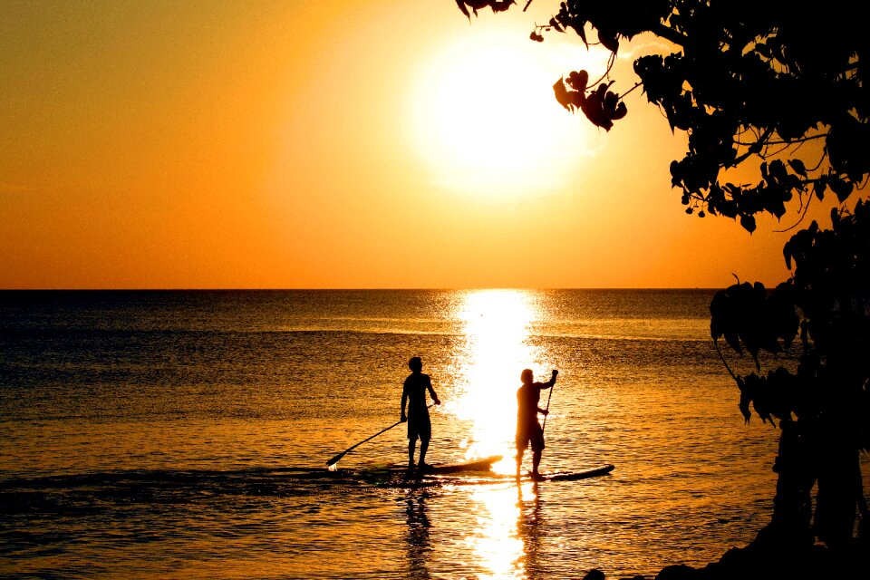 Paddle sunset shadow