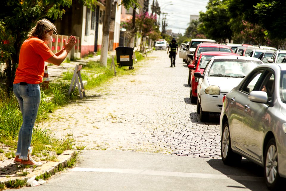 27.02.2021 - Prefeita Paula Mascarenhas acompanha o drive thru de vacinação para idosos - Foto: Gustavo Vara
