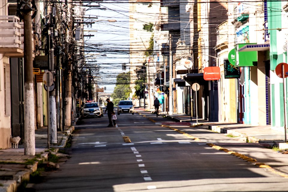 06.03.2021 - Movimento na cidade no Lockdown - Foto Michel Corvello