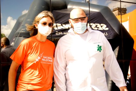 27.02.2021 Prefeita Paula Mascarenhas acompanha Drive Thru de Vacinação para idosos Foto Rodrigo Chagas