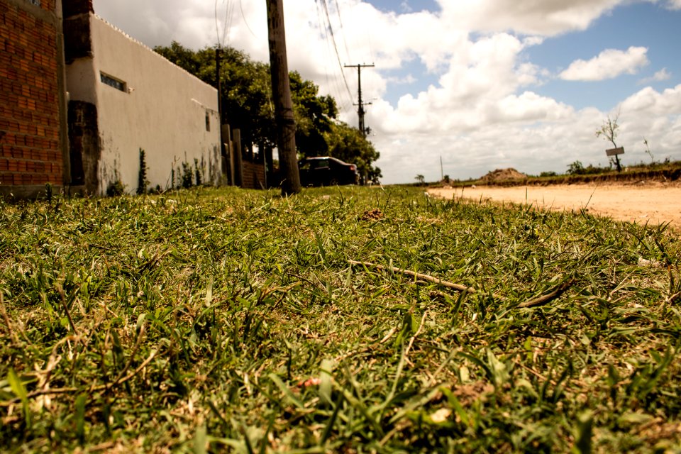 22.01.2021 - Projeto Bairro Bem Cuidado, serviços de limpeza urbana no Balneário dos Prazeres - Foto Michel Corvello