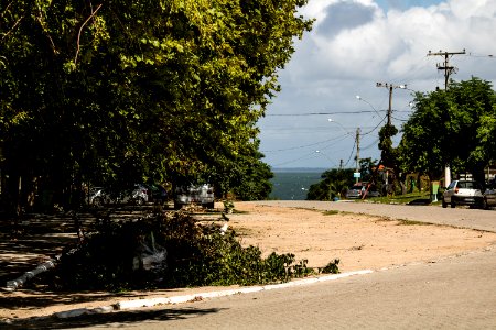 22.01.2021 - Projeto Bairro Bem Cuidado, serviços de limpeza urbana no Balneário dos Prazeres - Foto Michel Corvello