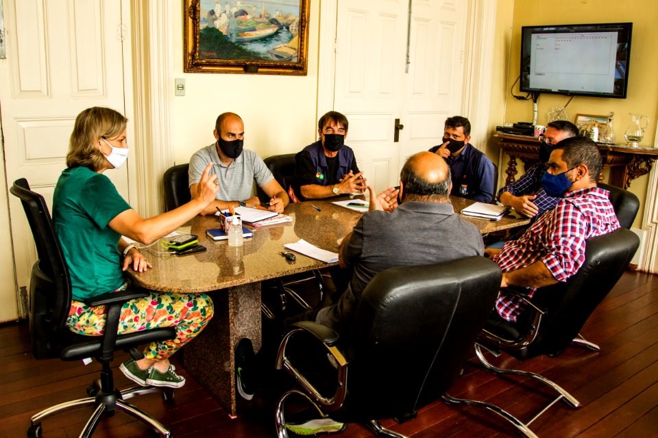 12.01.2021 - Prefeita Paula Mascarenhas realiza reunião com a Defesa Civil - Foto Gustavo Vara
