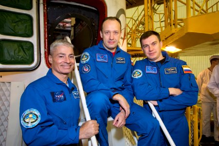 Expedition 49 Preflight