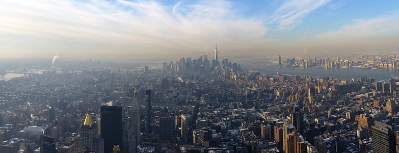 Manhattan big city skyline