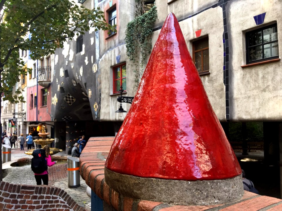 Hundertwasserhaus photo