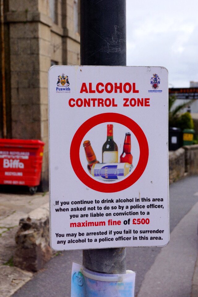 Shield arrangement alcohol control zone