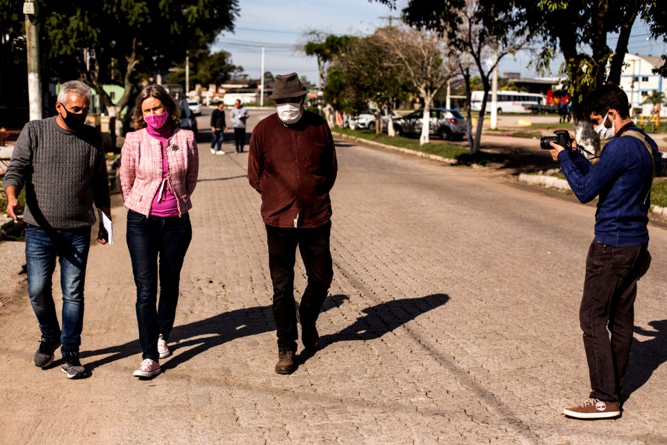 17.06.2020 - Prefeita Paula Mascarenhas realiza caminhada de entrega da avenida Visconde da Graça - Foto: Gustavo Vara