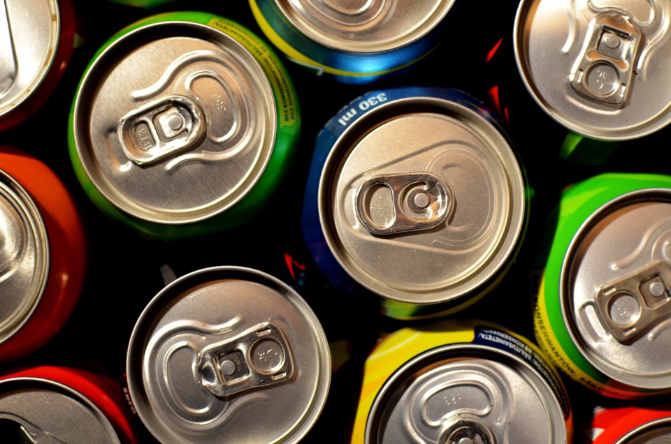 beverage-cans-drinks-3008