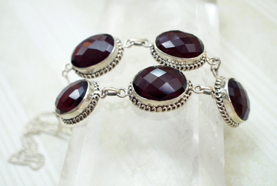 Crystal faceted stone