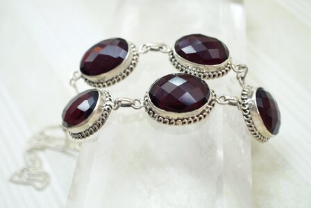 Crystal faceted stone