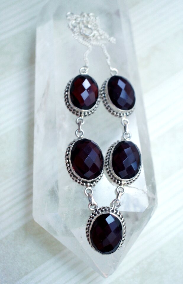 Crystal faceted stone