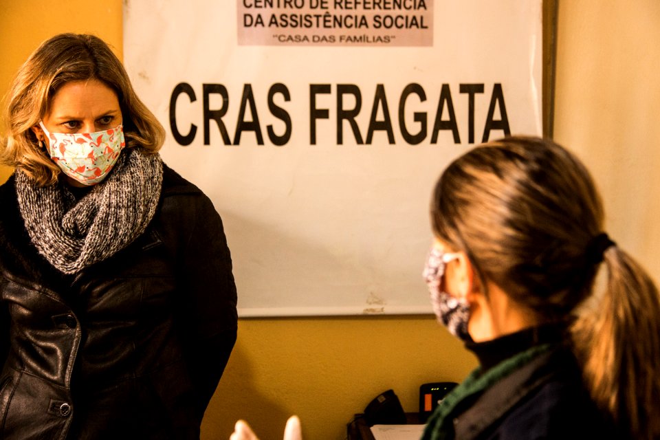 07.05.2020 - Prefeita Paula Mascarenhas realiza visita ao Cras Fragata - Foto: Gustavo Vara