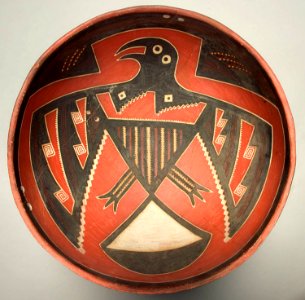 Fourmile polychrome bowl from Eastern Arizona, circa 1300-1400 AD