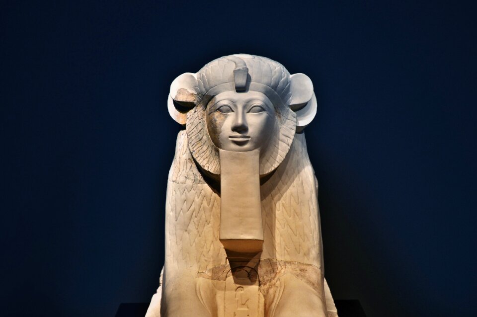 Sculpture museum art