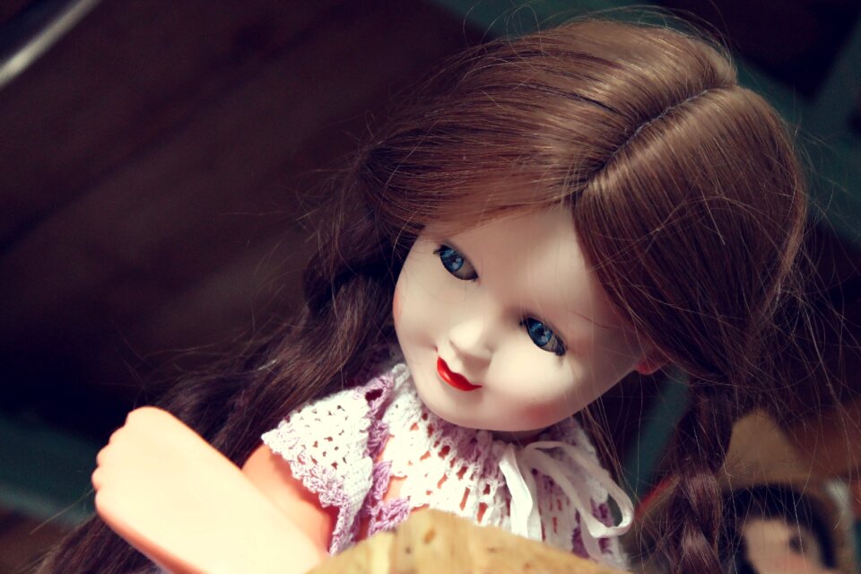 Blue eyes look antiques