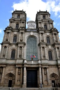 Cathédrale Saint Pierre - outside - Rennes photo