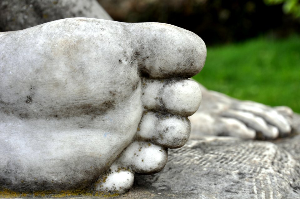 Statue - Jardin - Chateau de Dourdan