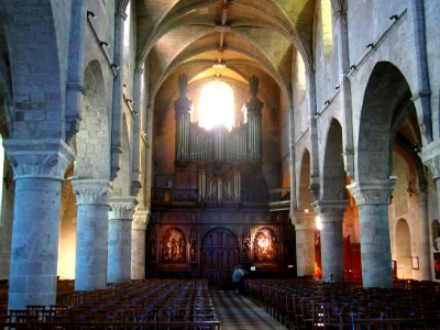 Church beaugency - inside