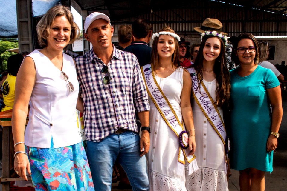 16.02.2020 - Prefeita Paula Mascarenhas prestigia a abertura da Colheita da Uva - Foto Michel Corvello