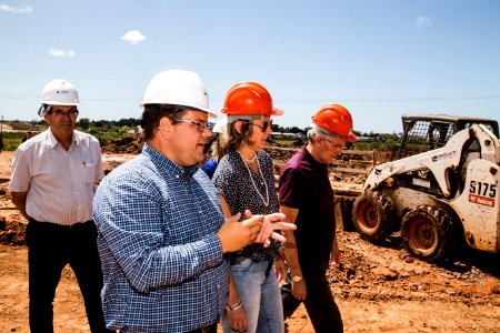13.02.2020 - Prefeita Paula Mascarenhas e o vice Idemar Barz visitam as obras da ETE Novo Mundo  - Foto: Gustavo Vara