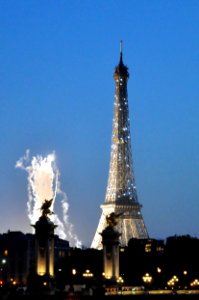 14 Juillet - Tour Eiffel - Paris photo