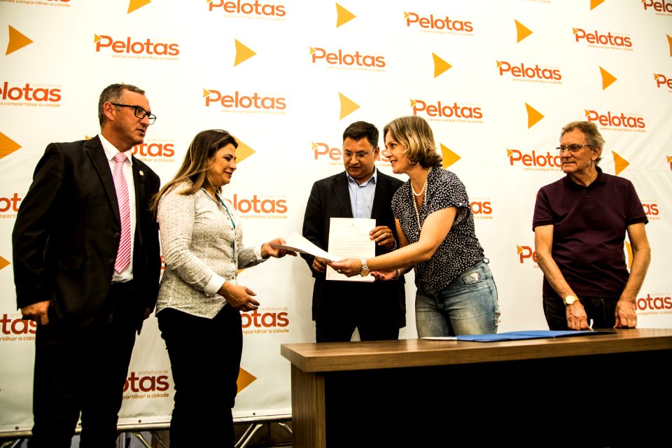 13.02.2020 - Prefeita Paula Mascarenhas realiza assinatura de quatro leis dos vereadores - Foto: Gustavo Vara