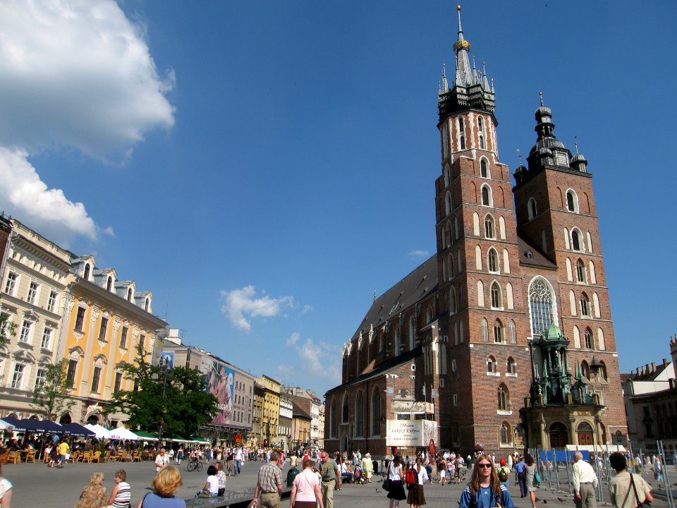 img 1935.jpg