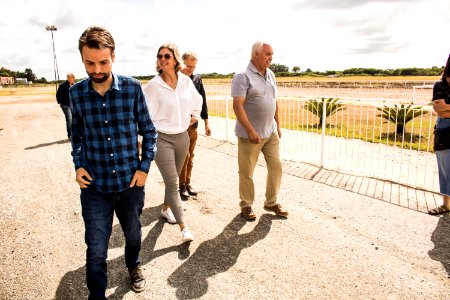 12.02.2020 - Prefeita Paula Mascarenhas e o vice Idemar Barz realizam visita às obras do Jockey Club - Foto Michel Corvello