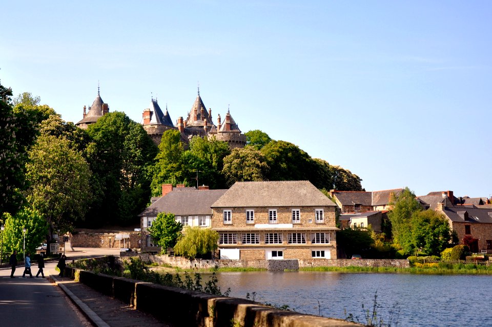 Chateau - Lac - Combourg photo