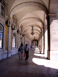 Arcades de la place du commerce photo