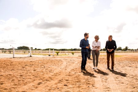 12.02.2020 - Prefeita Paula Mascarenhas e o vice Idemar Barz realizam visita às obras do Jockey Club - Foto Michel Corvello