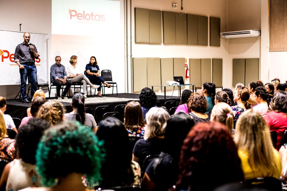 12.02.2020 - Prefeita Paula Mascarenhas realiza acolhimento aos novos servidores da Educação - Foto: Gustavo Vara