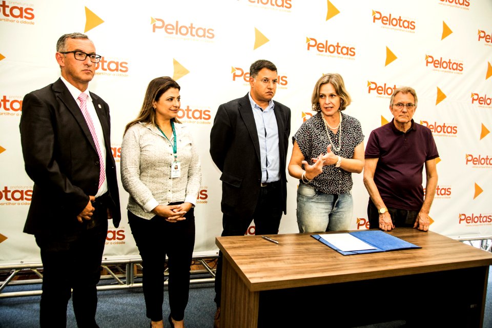 13.02.2020 - Prefeita Paula Mascarenhas realiza assinatura de quatro leis dos vereadores - Foto: Gustavo Vara