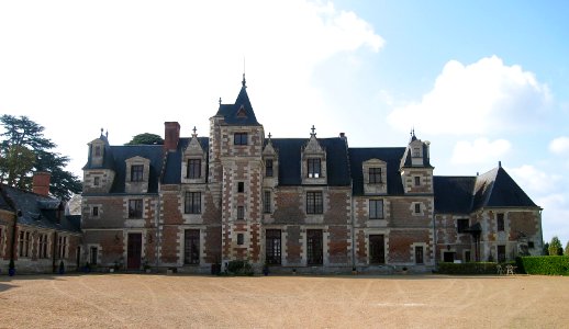 chateau de Jallanges