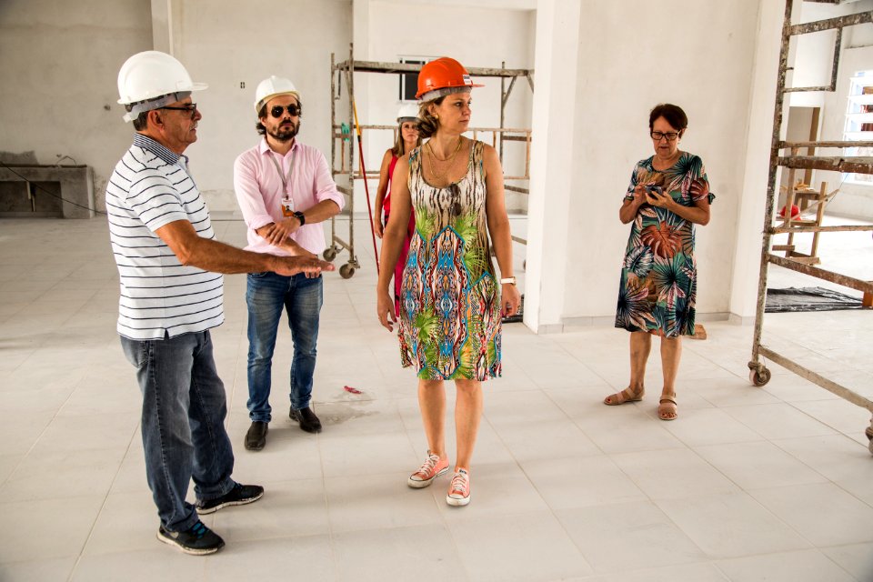 06.02.2020 - Prefeita Paula Mascarenhas realiza visitas as obras na Emef Sitio Floresta - Foto: Gustavo Vara