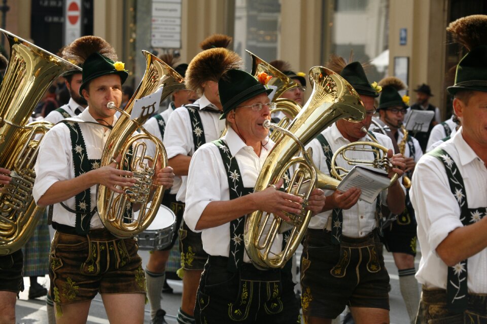 Oktoberfest costume parade blowers