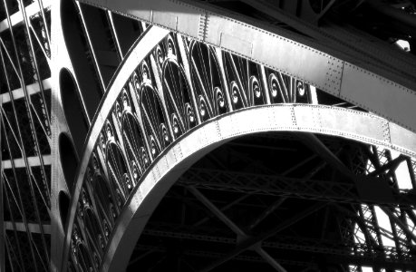 EIFFEL2