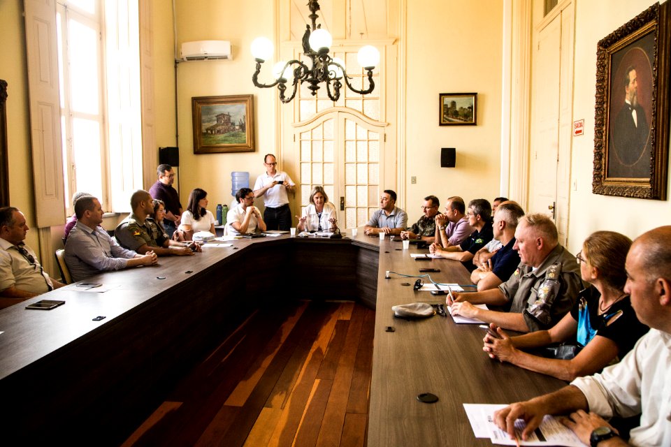 08.01.2020 - Prefeita Paula Mascarenhas em reunião com GGI - Foto: Gustavo Vara