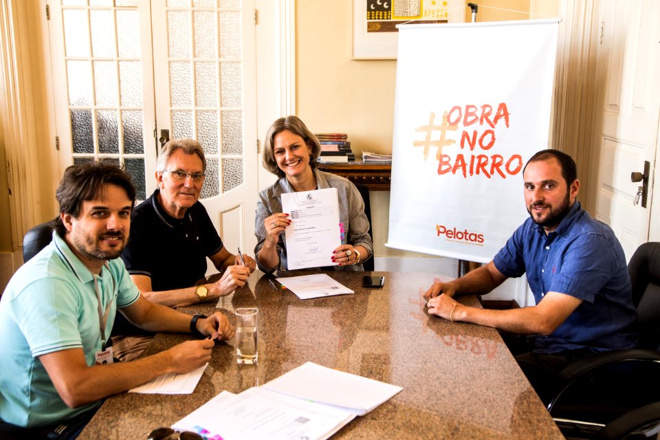 16.01.2019 - Prefeita Paula Mascarenhas assina contratos para diversas obras na cidade - Foto: Gustavo Vara