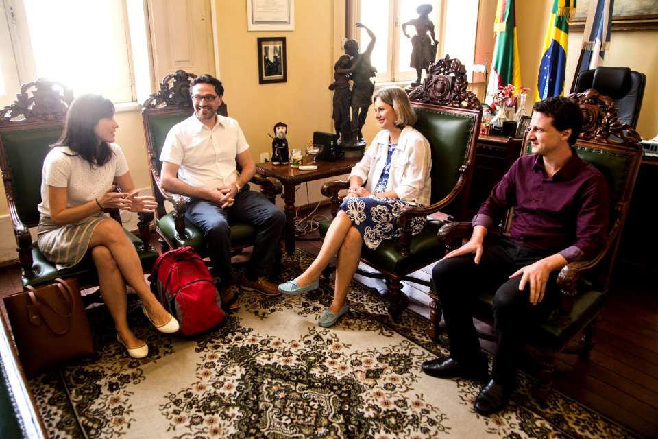 08.01.2020 - Prefeita Paula Mascarenhas em reunião com representante da OMS, sobre o Pacto Pelotas pela Paz - Foto: Gustavo Vara