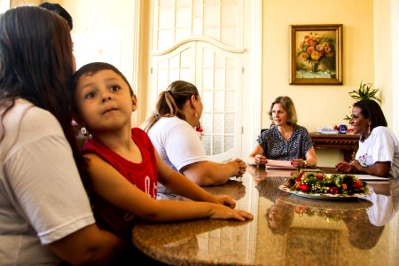 27.12.2019 - Prefeita Paula Mascarenhas realiza assinatura da lei 6.757 que inclui a Semana de Conscientização e Publicização da Doença de Duchenne Becker no calendário oficial do município. Lei de autoria da vereadora Daiane Dias - Foto: Gustavo Vara