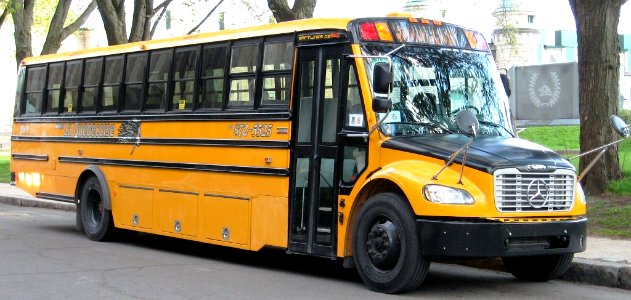 2004 Mercedes Benz Saf-T-Liner C2 School Bus