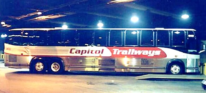 Capitol Trailways (defunked) 2002  MCI  G4500