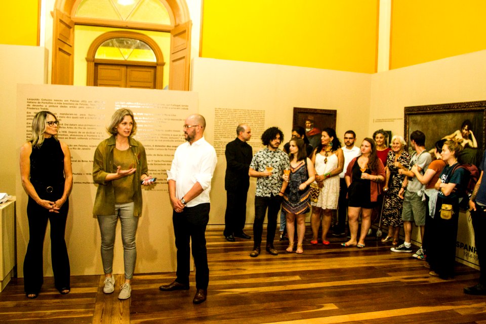 18.12.2019 - Prefeita Paula Mascarenhas participa da abertura da exposição ‘Gottuzo - Foto: Gustavo Vara