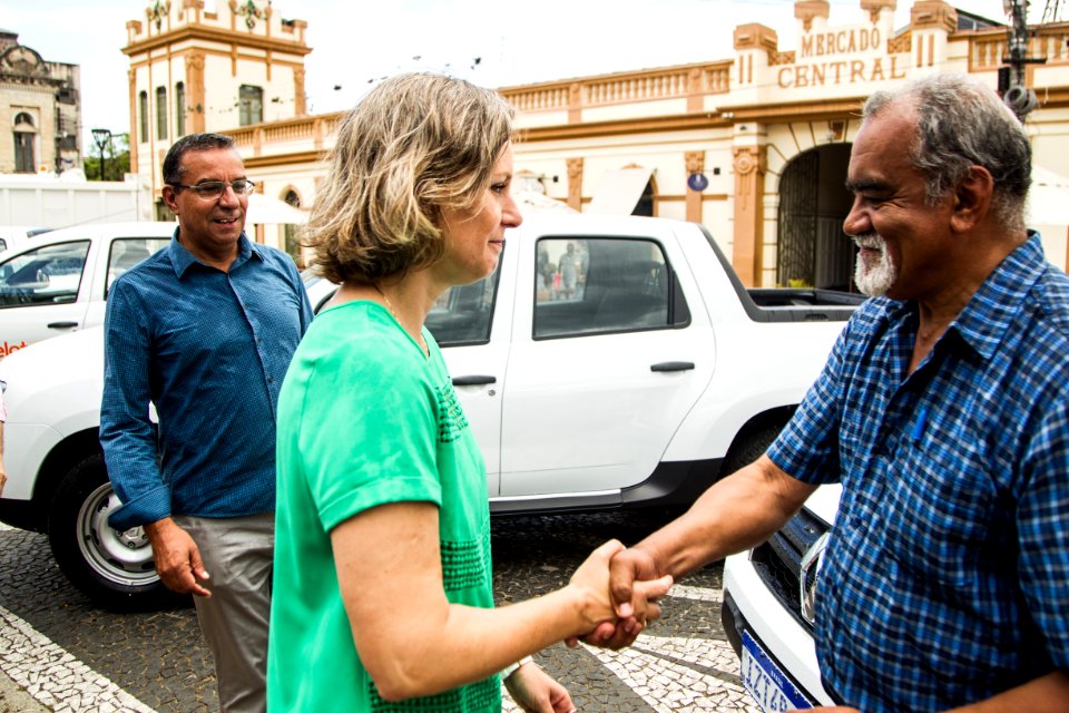 20.12.2019 - Prefeita Paula Mascarenhas e o vice idemar Barz realizam a entrega de veículos adquiridos com recursos do Finisa para as Administrações Regionais da SSUI - Foto: Gustavo Vara