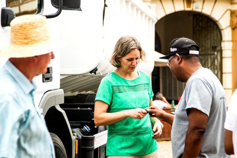 20.12.2019 - Prefeita Paula Mascarenhas e o vice idemar Barz realizam a entrega de veículos adquiridos com recursos do Finisa para as Administrações Regionais da SSUI - Foto: Gustavo Vara